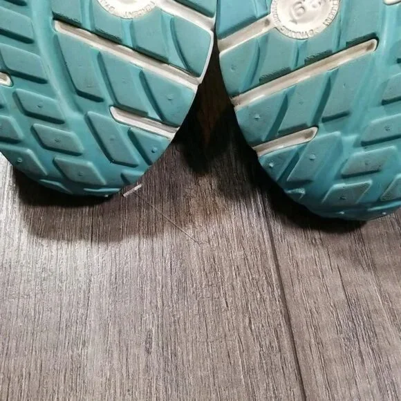 Women's Reebok One Guide Sneakers Size 7 - Picture 7 of 9